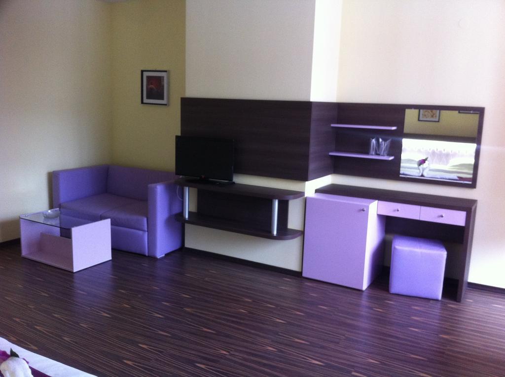 Rusenski Lom Hotel Koshov Экстерьер фото