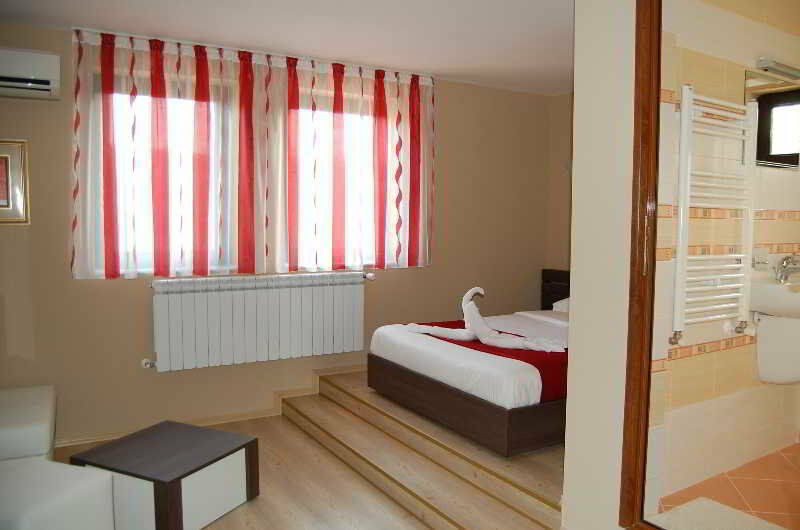 Rusenski Lom Hotel Koshov Экстерьер фото